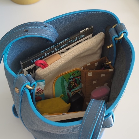 Lindquist Object Small Cyl in Roy blue - Picture 16 of 16